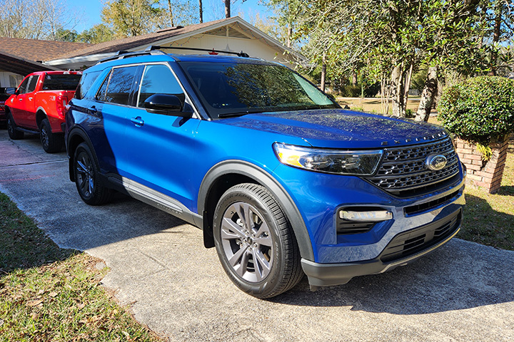 2023 Ford Explorer XLT